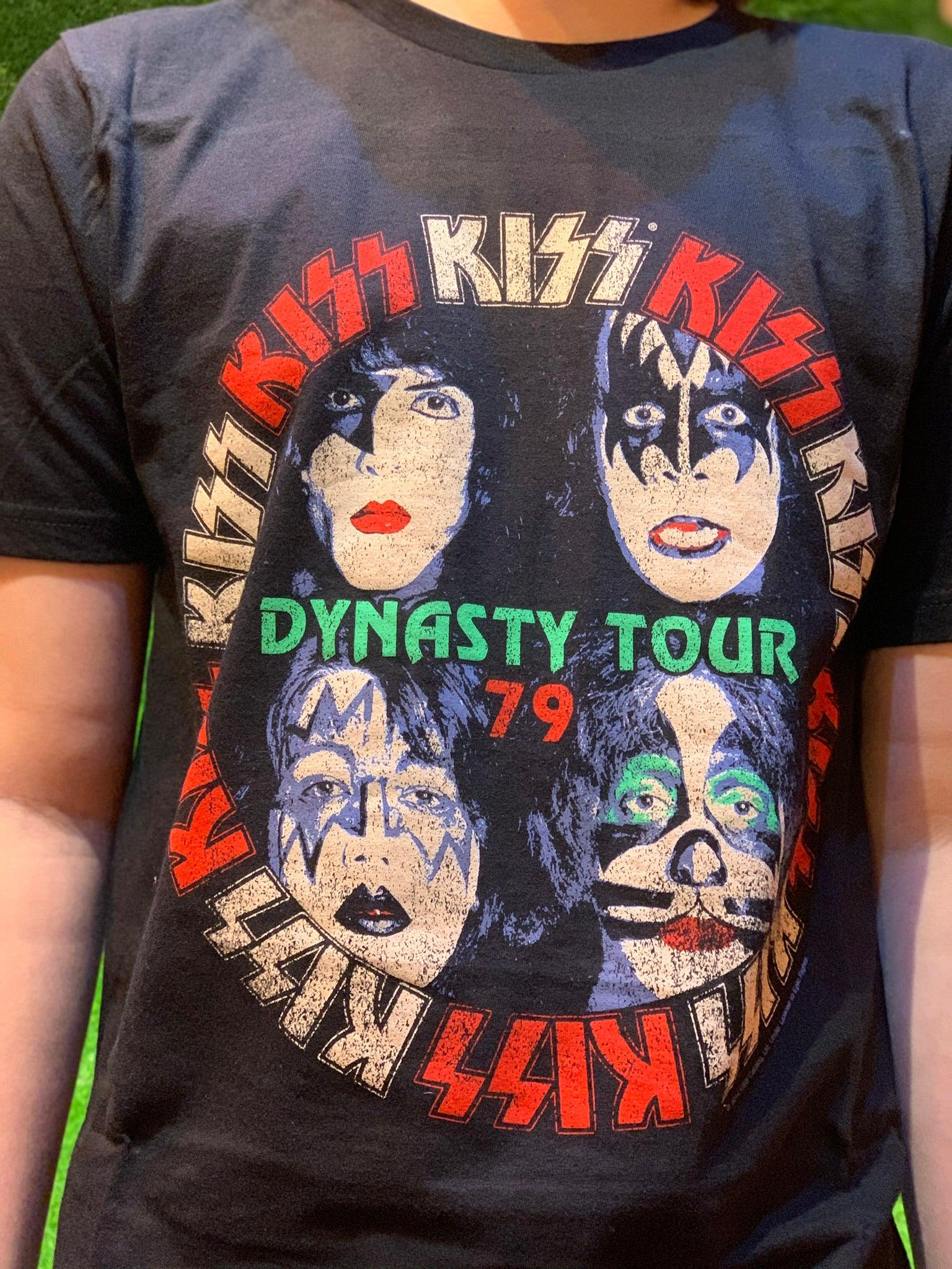 faldt modbydeligt lighed Kiss - Dynasty Tour 79 T-Shirt – Good Records To Go